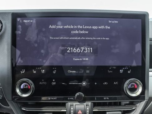 Used 2024 Lexus GX 550 AWD/4WD image 17