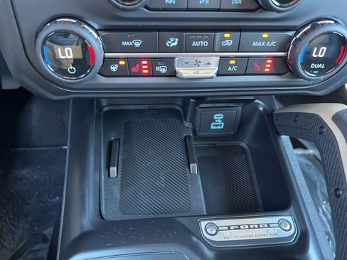 New 2025 Ford Bronco Badlands w/ Sasquatch Package image 27