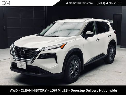 Used 2021 Nissan Rogue S AWD/4WD image 1
