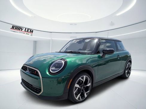 Used 2025 MINI Cooper S FWD image 7