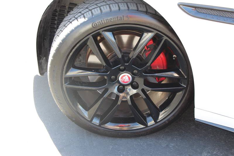 Used 2018 Jaguar XF S AWD/4WD image 19