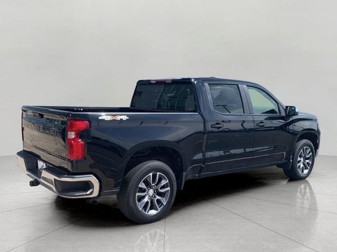 Used 2023 Chevrolet Silverado 1500 LT AWD/4WD image 7