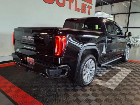 Used 2021 GMC Sierra 1500 Denali w/ Denali Ultimate Package AWD/4WD image 7