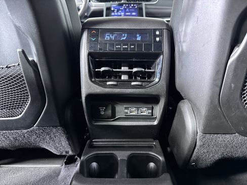 Used 2021 Jeep Grand Cherokee L Laredo w/ Luxury Tech Group I AWD/4WD image 25