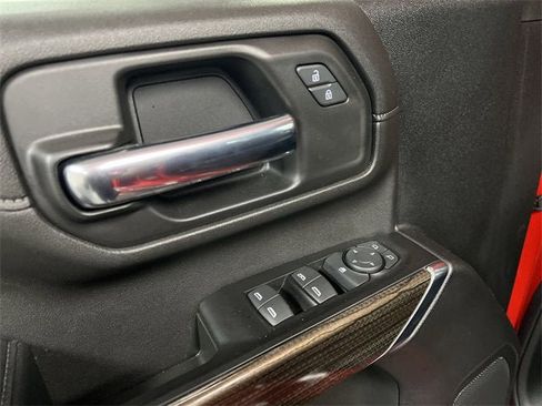 Used 2022 Chevrolet Silverado 2500 LT w/ Convenience Package image 22