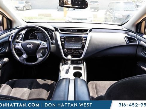 Used 2018 Nissan Murano SV FWD image 5