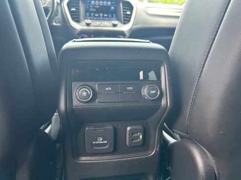 Used 2019 GMC Acadia SLT FWD image 26