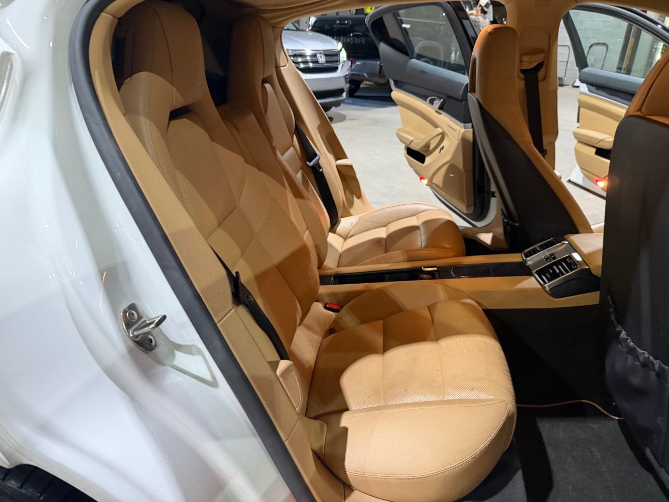 Used 2013 Porsche Panamera 4 image 23