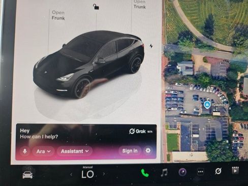 Used 2022 Tesla Model Y Performance AWD/4WD image 42