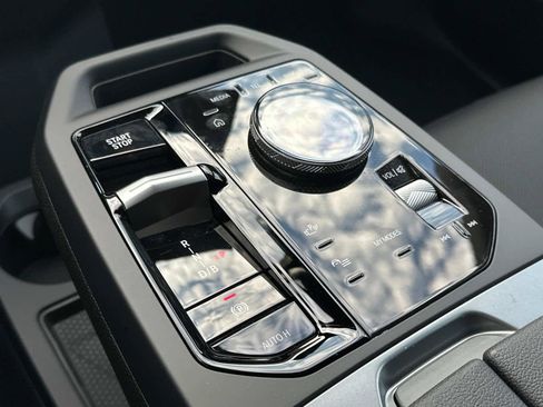 Used 2025 BMW iX xDrive50 w/ Premium Package image 6