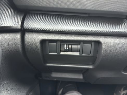 Certified 2025 Subaru Crosstrek 2.5i Limited image 29