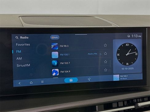 Used 2025 Hyundai Santa Fe SEL image 14