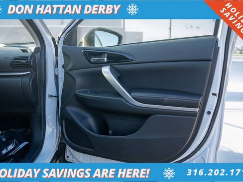 Used 2022 Mitsubishi Eclipse Cross SE image 27