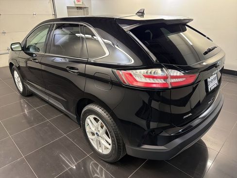 Used 2022 Ford Edge SEL w/ Convenience Package AWD/4WD image 4