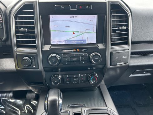Used 2020 Ford F150 XLT w/ Equipment Group 302A Luxury AWD/4WD image 26