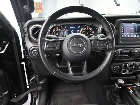 Used 2021 Jeep Wrangler Unlimited Sport AWD/4WD image 32