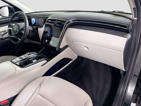 Certified 2023 Hyundai Tucson Limited image 31