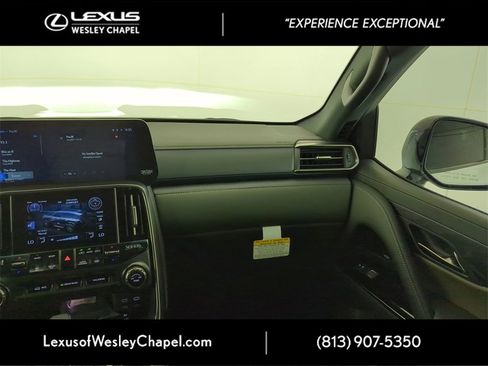 New 2025 Lexus LX 700h Overtrail image 14