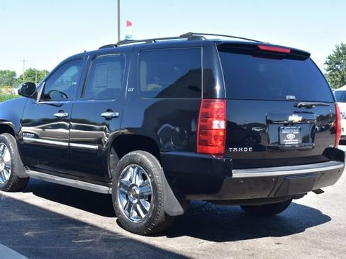 Used 2009 Chevrolet Tahoe LTZ AWD/4WD image 16