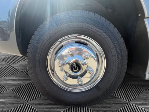 Used 2018 Mercedes-Benz Sprinter 3500 image 14