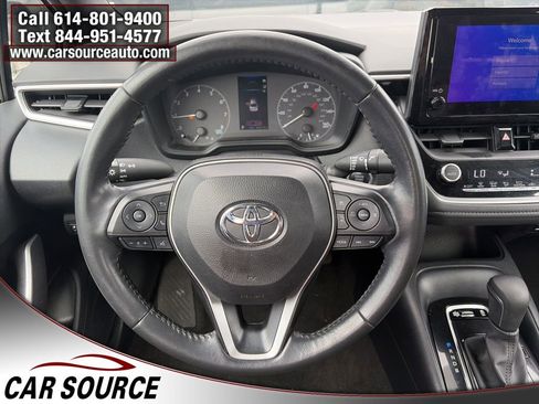 Used 2023 Toyota Corolla SE image 9