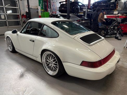 Used 1994 Porsche 911 Carrera 4 image 9
