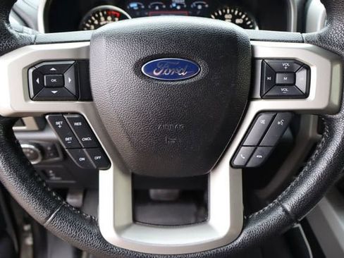 Used 2016 Ford F150 Lariat w/ Equipment Group 502A Luxury AWD/4WD image 12