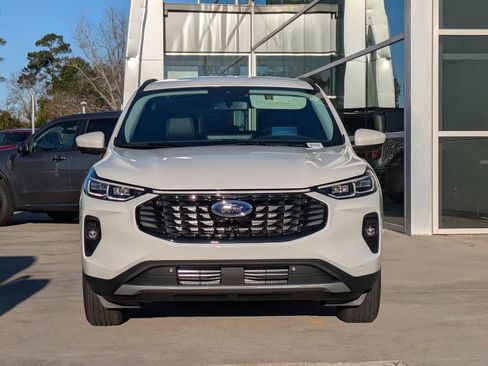 New 2026 Ford Escape SE w/ PHEV Premium Package image 8