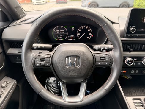Used 2023 Honda CR-V Sport image 17
