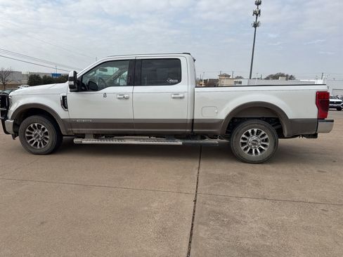 Used 2022 Ford F250 Lariat w/ Lariat Ultimate Package image 4