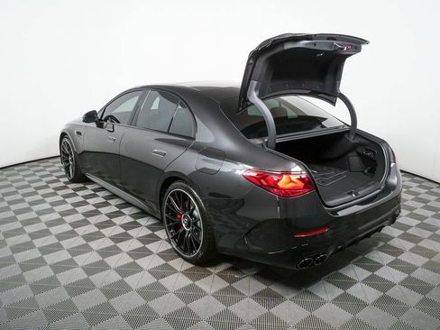 Used 2025 Mercedes-Benz E 53 AMG e 4MATIC Sedan image 33