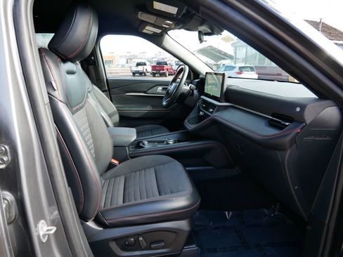 Certified 2025 Ford Explorer ST-Line w/ ST-Line Street Pack AWD/4WD image 8