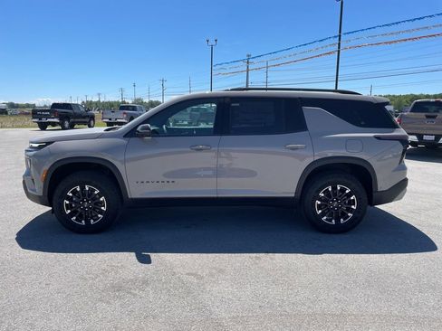 New 2026 Chevrolet Traverse Z71 w/ Enhanced Driving Package AWD/4WD image 4