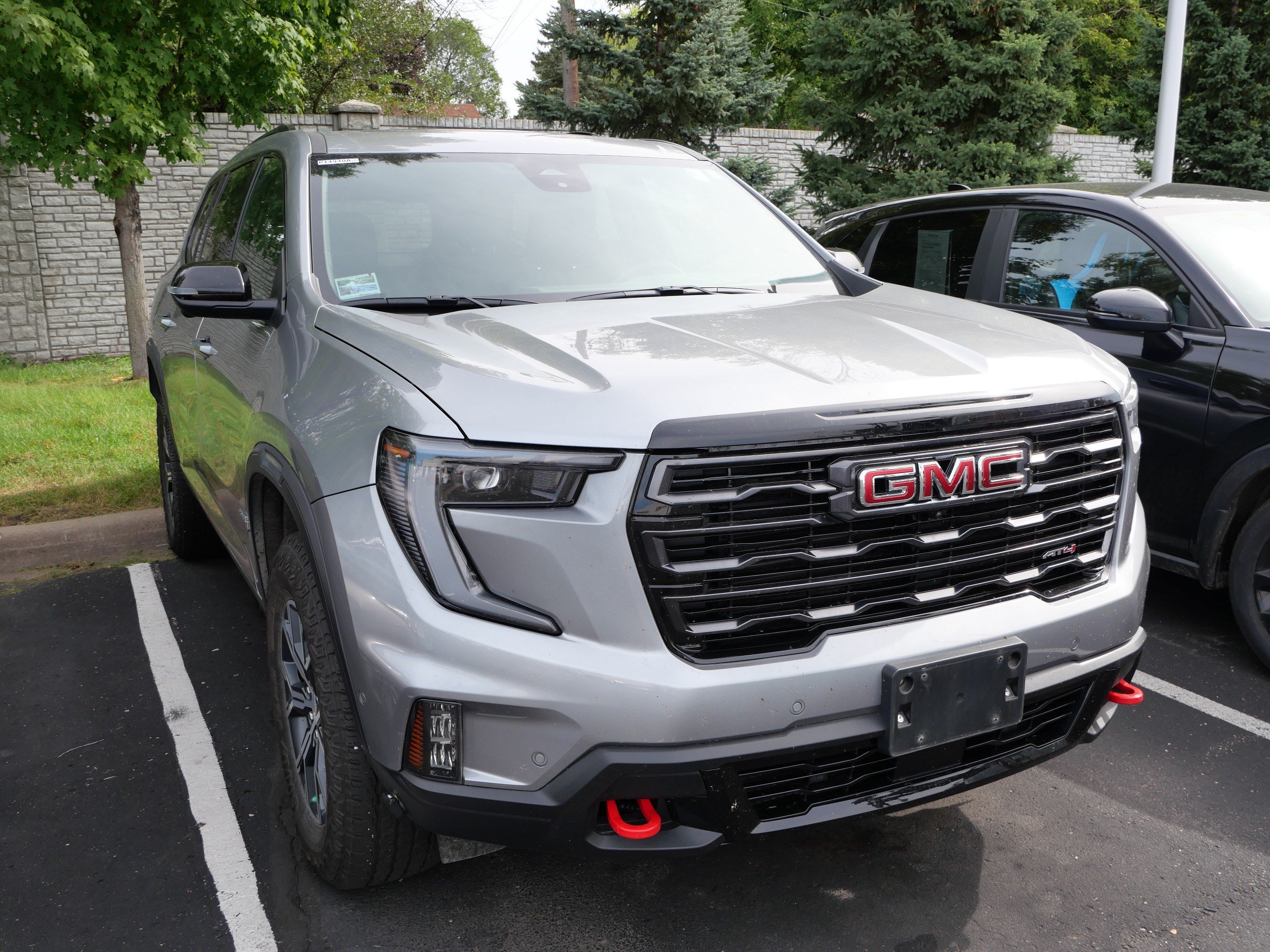 Used 2025 GMC Acadia AT4 w/ Super Cruise Package AWD/4WD image 4