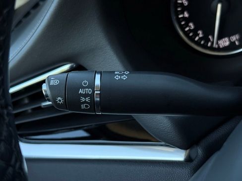 Used 2023 Buick Enclave Avenir w/ Avenir Technology Package image 41