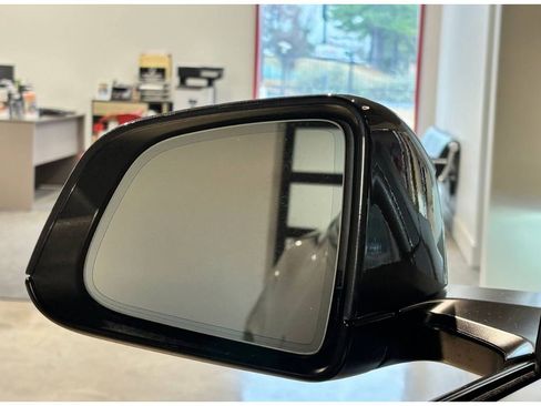 Used 2026 Tesla Model Y Long Range image 31