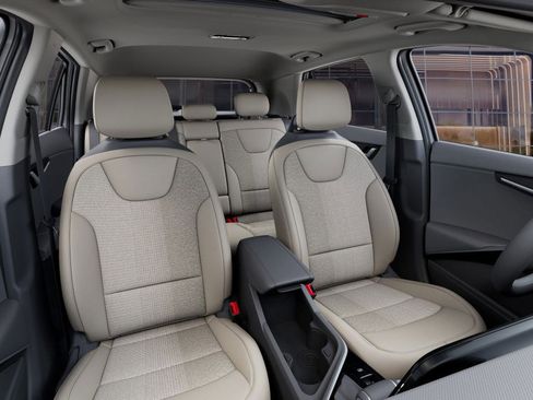 New 2025 Kia Niro EX Touring image 15