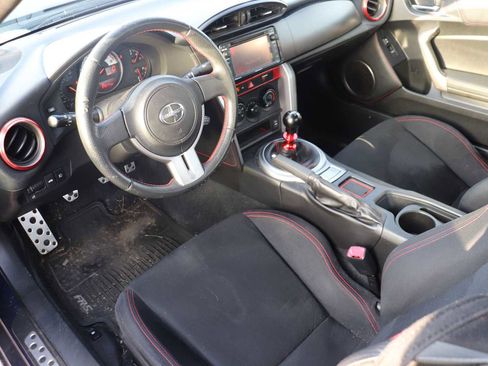 Used 2014 Scion FR-S image 10