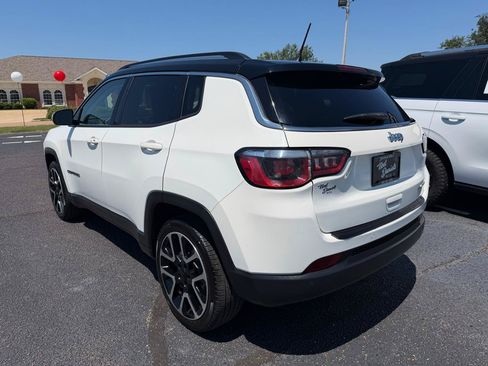 Used 2018 Jeep Compass Limited w/ Navigation Group FWD image 7