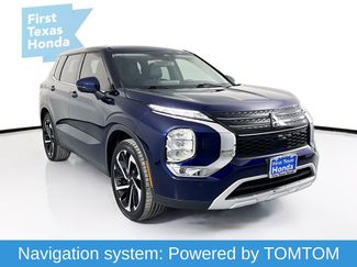 Used 2022 Mitsubishi Outlander SE video 1