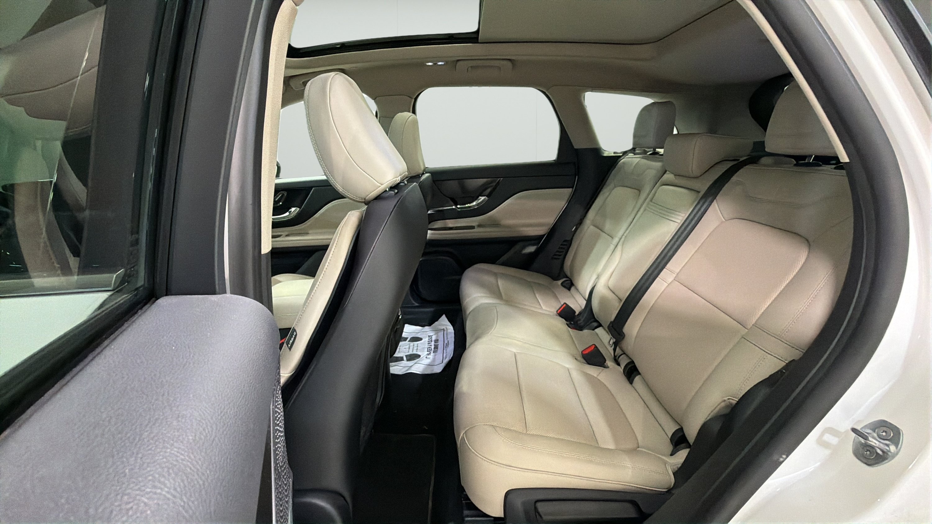 Used 2025 Lincoln Corsair Grand Touring AWD/4WD image 18