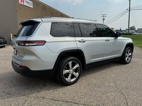 Used 2021 Jeep Grand Cherokee L Limited w/ Luxury Tech Group II image 10
