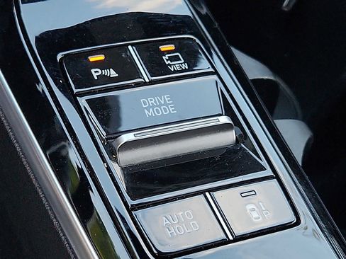 Used 2022 Hyundai Sonata Limited image 25