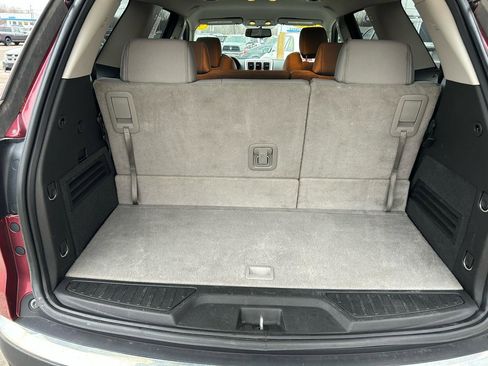 Used 2010 GMC Acadia SL image 18
