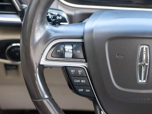 Used 2020 Lincoln Nautilus Reserve FWD image 29
