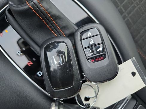 Used 2026 Honda HR-V Sport image 31