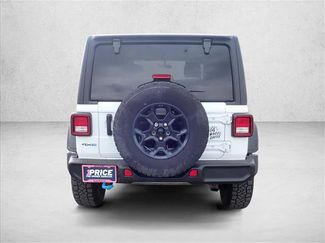 Used 2023 Jeep Wrangler Unlimited w/ Cold Weather Group video 3