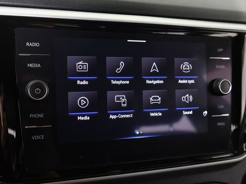 Used 2022 Volkswagen Atlas Cross Sport SE FWD image 46