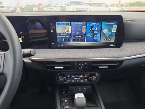 New 2026 Nissan Kicks SV w/ Cold Weather Package FWD image 16