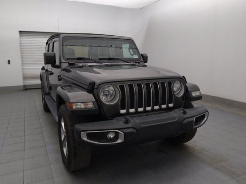 Used 2018 Jeep Wrangler Unlimited Sahara image 14